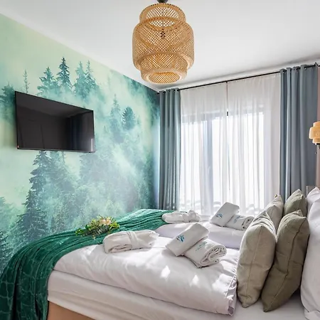 Apartament 8 Obroncow Pokoju 10A Apartmán *